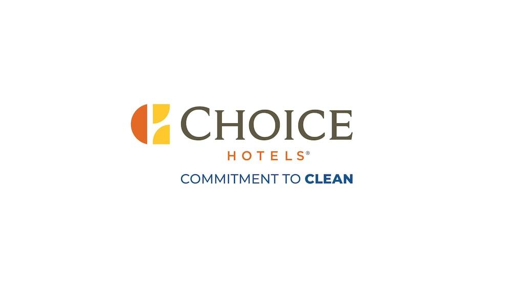 Clarion Inn & Suites University Center Auburn Dış mekan fotoğraf
